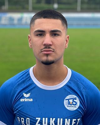 Deniz Yasar