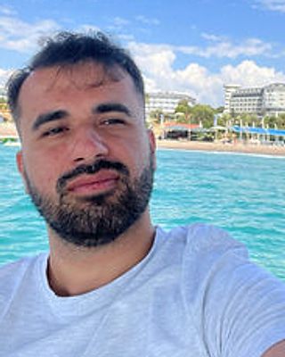 Fayik Ünal