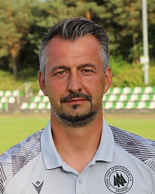 Oliver Beer
