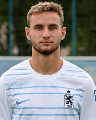Niklas Lang